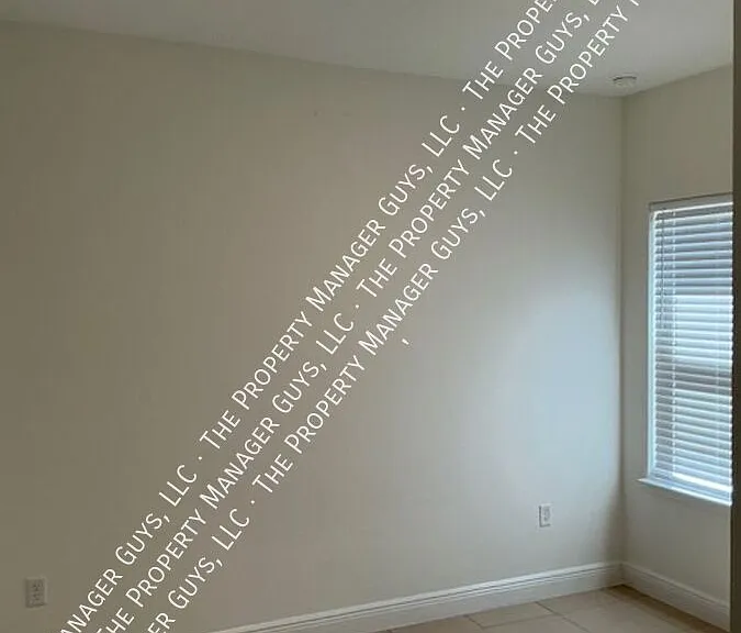 14587 SW 25th Ter — Photo 9