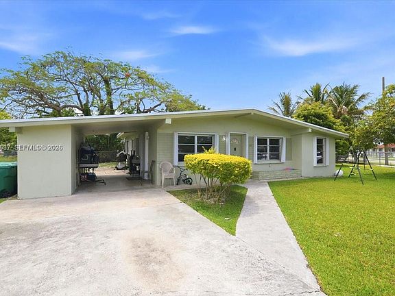 3rd image of 26801 SW 144th Ct