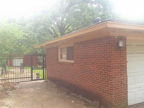 4th image of 3411 Dogwood Ln