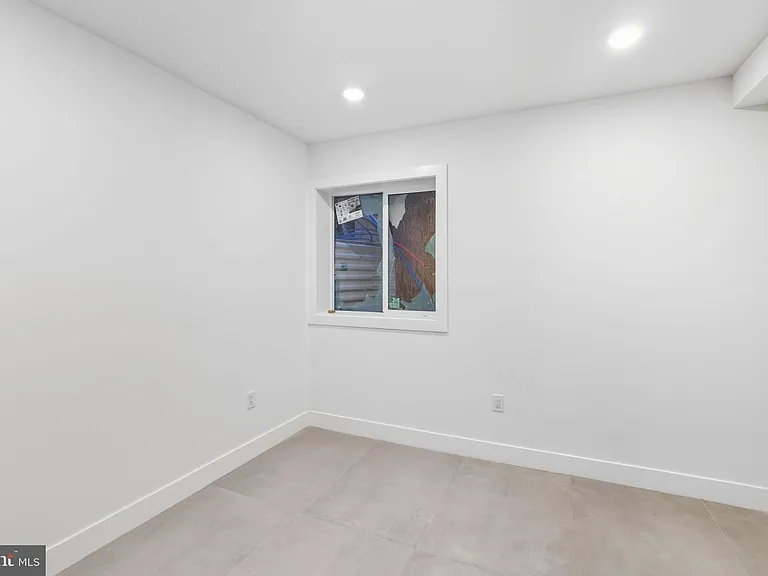 2713 W Montgomery Ave #A — Photo 20