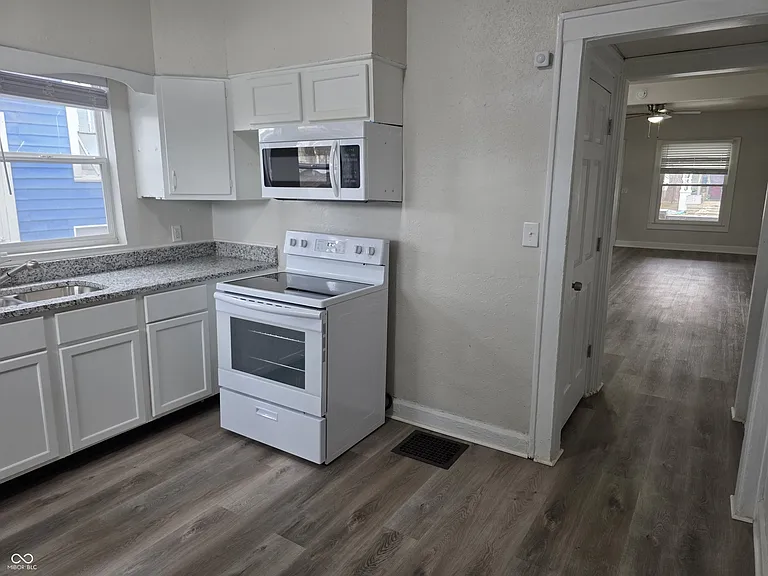 1117 N Tuxedo St — Photo 6