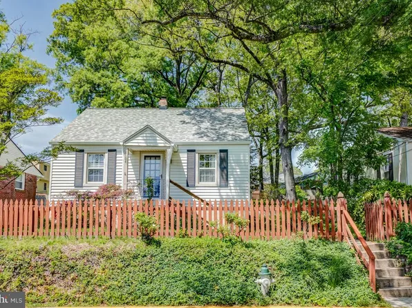 9504 52nd Ave, College Park, MD 20740