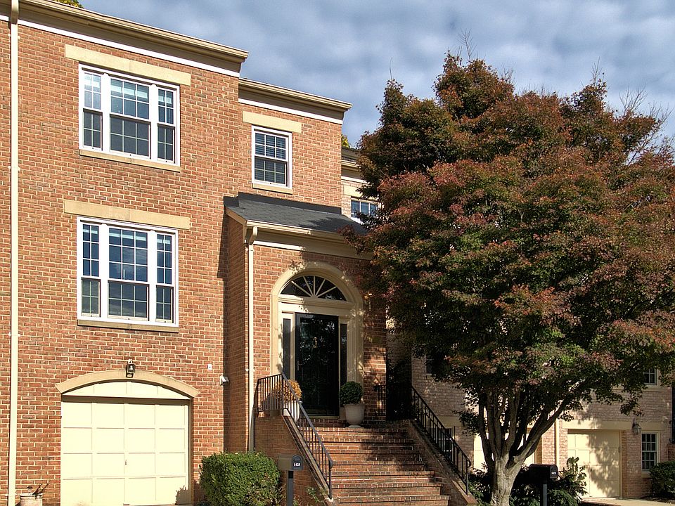 1st image of 1425 McLean Mews Ct