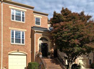 1425 McLean Mews Ct, Mc Lean, VA 22101