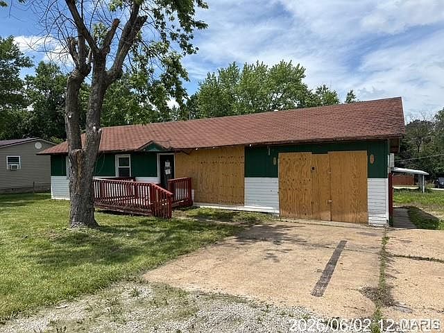 1st image of 206 Mueller Dr