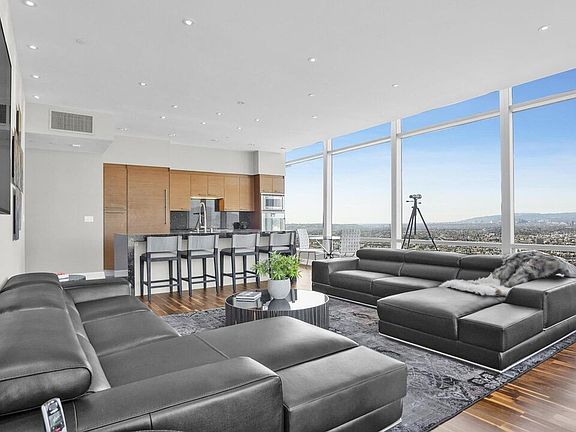 5th image of 900 W Olympic Blvd #41