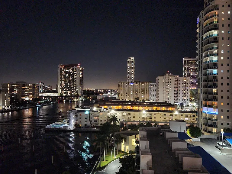 1965 S Ocean Dr #9 — Photo 42