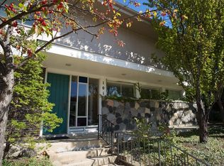 101 Eastern Ave, Clarendon Hills, IL 60514