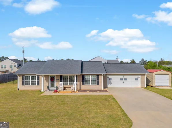 181 Charity Dr, Lavonia, GA 30553
