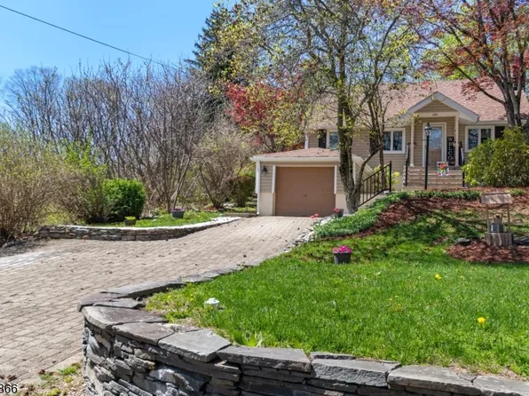 1331 Macopin Rd, West Milford Twp., NJ 07480