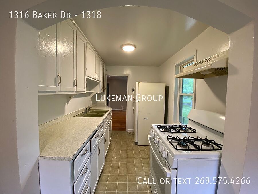 1st image of 1316 Baker Dr #1318