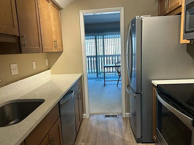 104 Woodbridge Dr — Photo 6