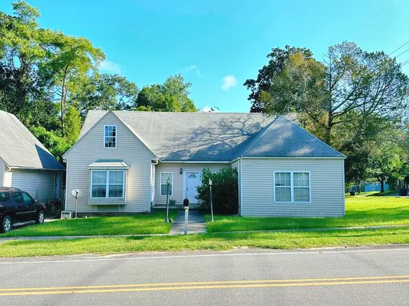 219 Jackson St, Douglas, GA 31533