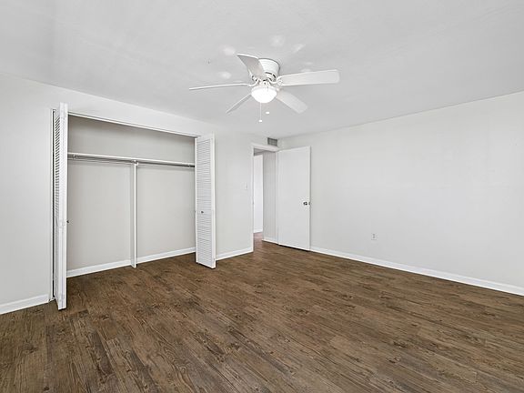 5th image of 3211 W De Leon St APT 2