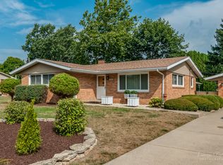 223 W Pleasant Ave, Sandwich, IL 60548