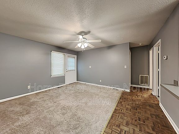4th image of 2804B Liberty Oaks Dr