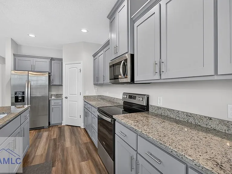 929 Abode Ave — Photo 8