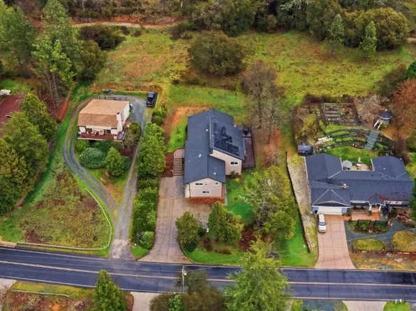 17843 Lake Forest Dr, Penn Valley, CA 95946