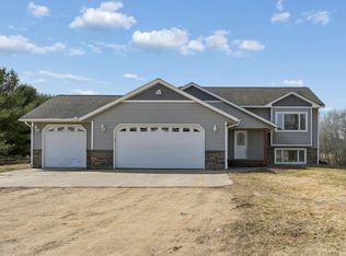 891 170th Ave, New Richmond, WI 54017