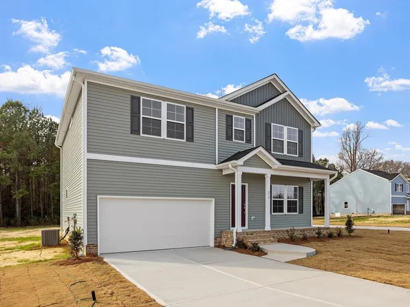 214 Harriette Ct, Lillington, NC 27546