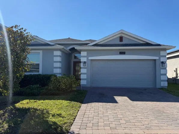 2621 Camden Park Loop, Davenport, FL 33837