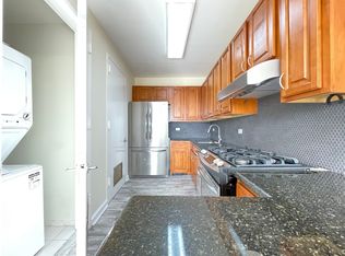 61 Village Rd N #6C, Brooklyn, NY 11223