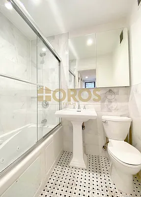 Rented by City Connections Realty | media 23