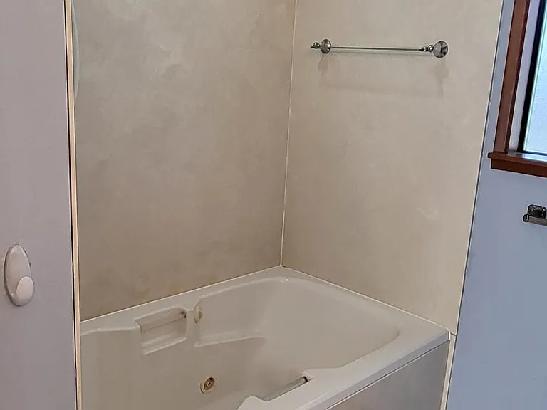 5448 Marian Dr NE — Photo 15