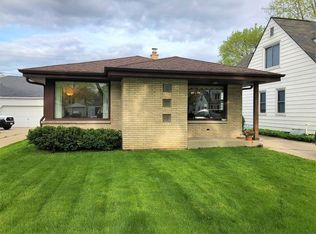 2754 S 69th St, Milwaukee, WI 53219