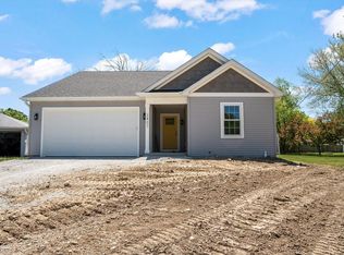 2807 Arrowhead St, Racine, WI 53402