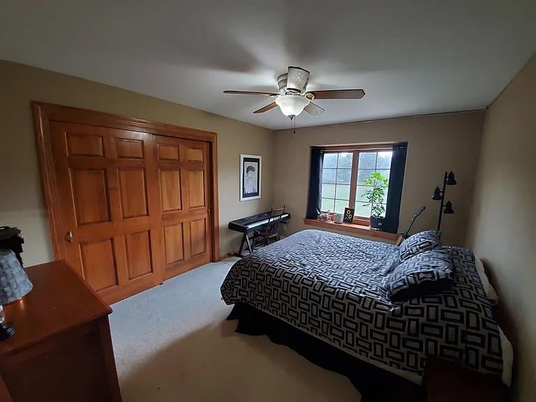 W150N7229 Paseo Ln — Photo 28