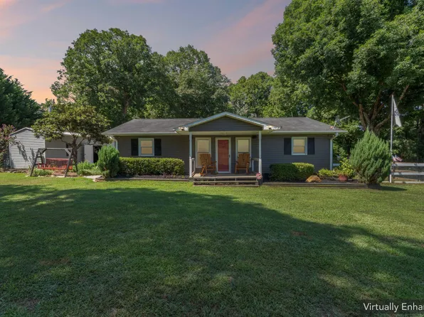 1210 Cooper Bridge Rd, Woodruff, SC 29388