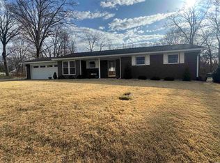 2009 Sleepy Hollow Dr, Evansville, IN 47720