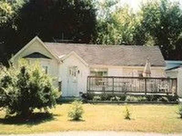 101 Division St, Yale, MI 48097