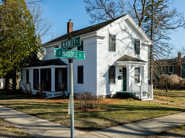 303 E Middle St, Chelsea, MI 48118