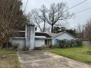 11065 E Dogwood Dr, Gulfport, MS 39503