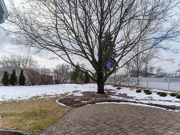 4th image of 2020 16th St NE