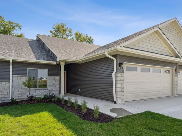1789-2 Golf Course Blvd, Independence, IA 50644