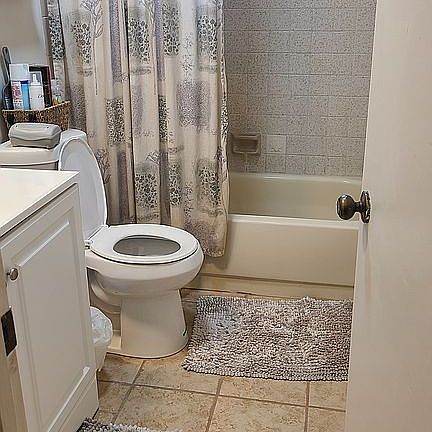 2nd bathroom 