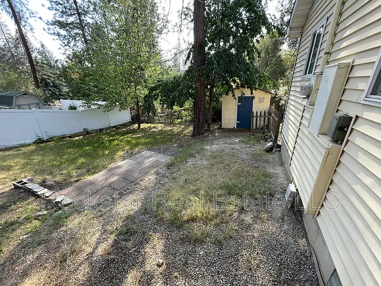 9714 E 6th Ave — Photo 21