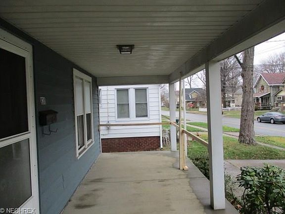2nd image of 830 Grant Ave
