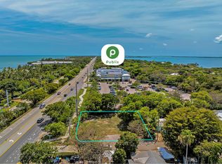 104 S Hammock Rd, Upper Matecumbe Key, FL 33036