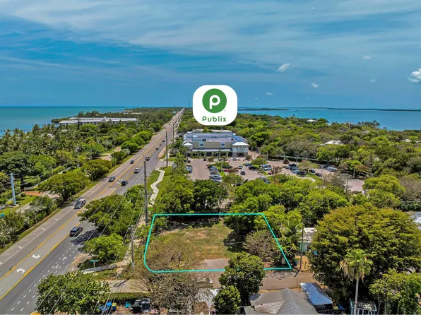104 S Hammock Rd, Upper Matecumbe Key, FL 33036
