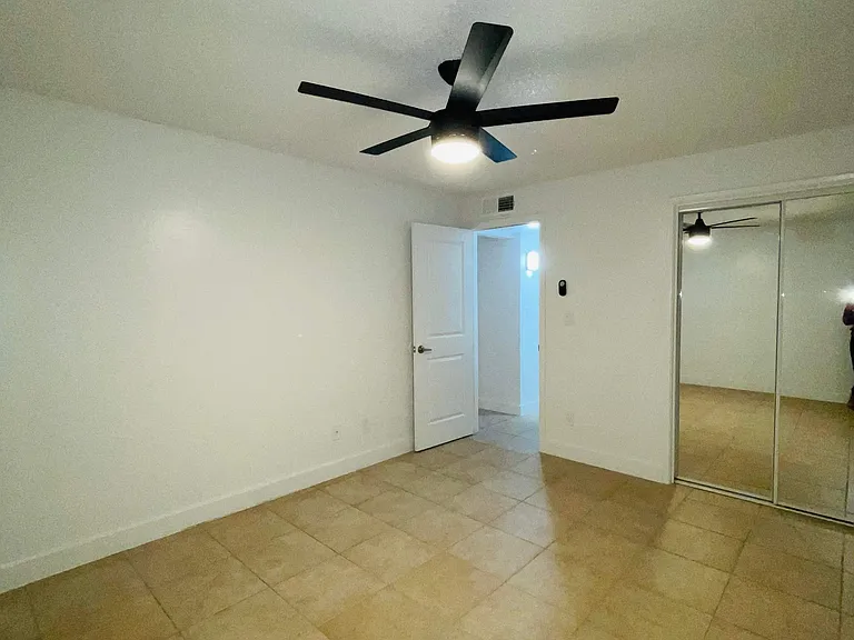 The Vue — Photo 15