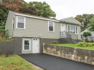 176 Pilgrim Ave, Coventry, RI 02816
