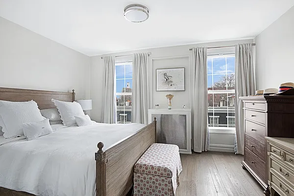 Rented by Compass | media 4