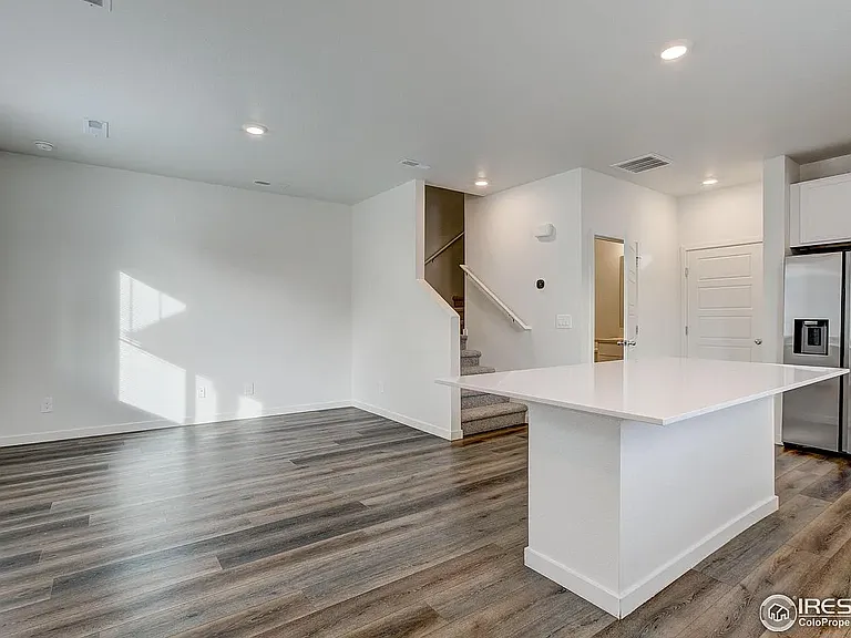281 Cardinal St — Photo 6