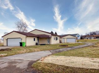 N9574 Handel Dr, APPLETON, WI 54915