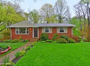 202 Scott Cir SW, Vienna, VA 22180