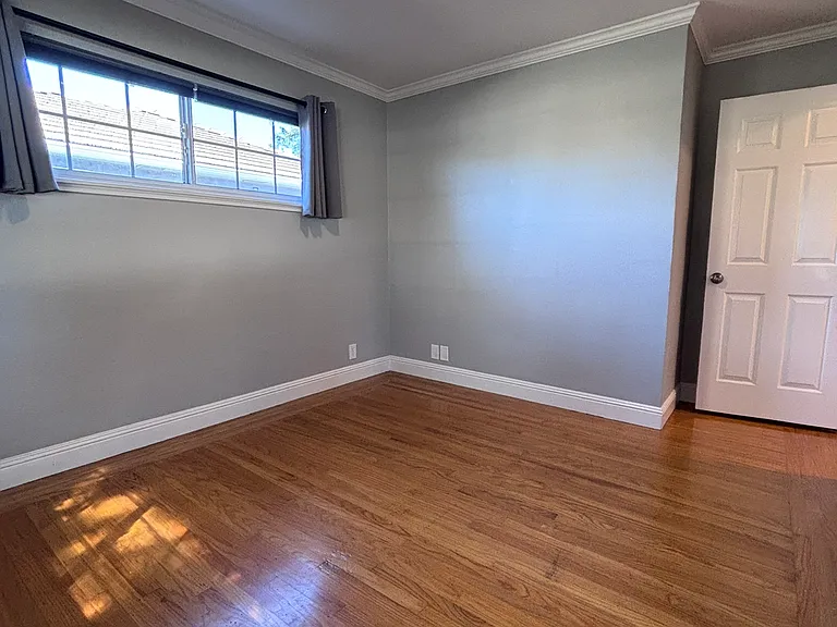 4992 Mattos Dr — Photo 17